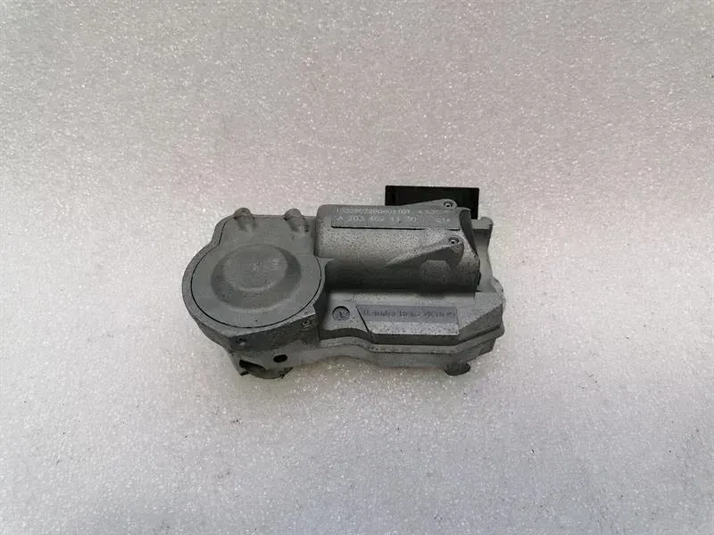 Mercedes-Benz C (W203) Steering Lock Mercedes E Class W211 Steering Lock A2034621130...