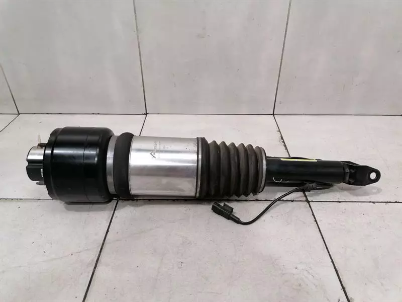 Mercedes-Benz C (W203) Shock Absorber Front Mercedes E63 AMG W211 Shock Absorber Front A211...