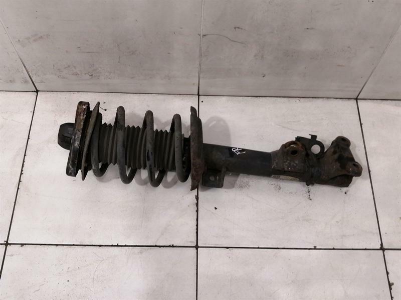 Mercedes-Benz A (W169) Mercedes C63 AMG M156 W204 Shock Absorber Front A2043205530 Front Shock Absorber Body type: Saloon
Fuel: Petrol