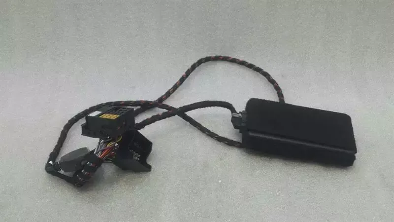 Mercedes R Class W251 Interface Module B67824245 Multimedia Control Unit