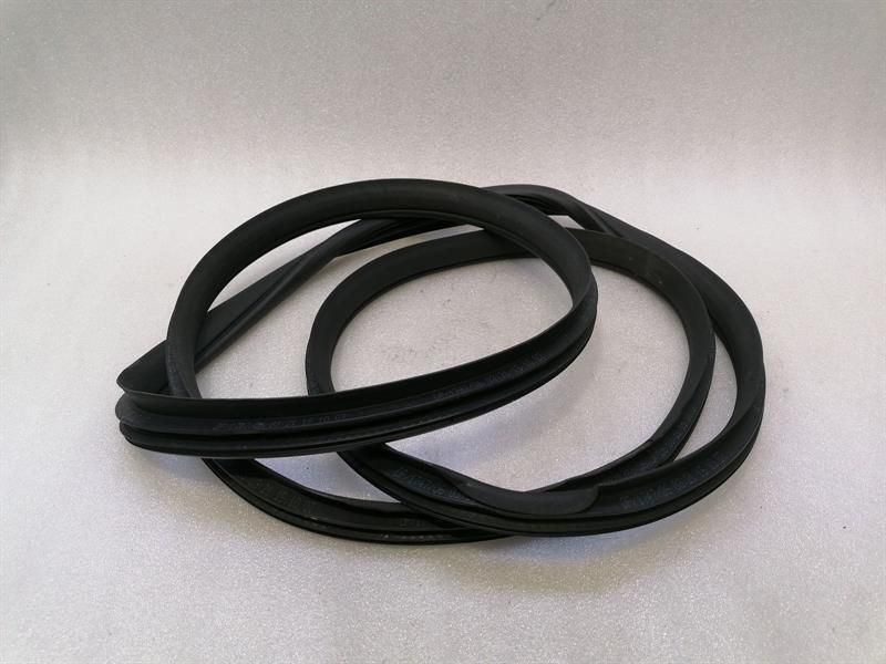 Mercedes ML W164 Front Door Seal A1647201178 Front Door Seals L=R