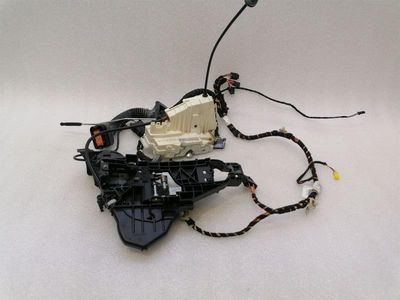 Mercedes ML W164 Zamek przednich prawych drzwi A16472035 Zamek przednich drzwi Re KEYLESS