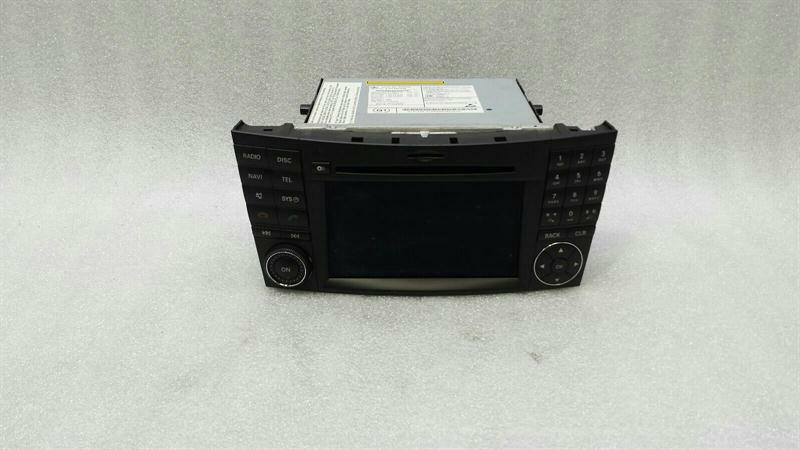 Mercedes-Benz CLS (C219) Mercedes CLS W219 Navigation Monitor MOPF SD Facelift A2118707294 Sat Nav Body type: Saloon
Fuel: Petrol