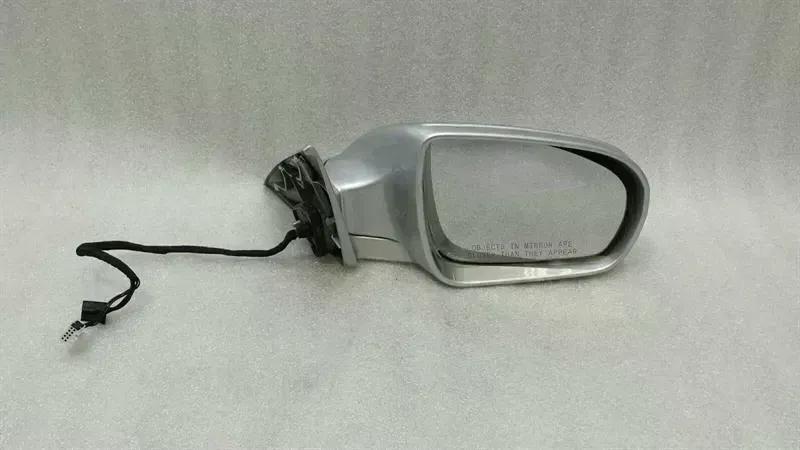 Mercedes-Benz CLS (C219) Mercedes CLS63 W219 Right Door Mirror MOPF DIM A2198102476 Exterior Mirror Body type: Saloon
Fuel: Petrol