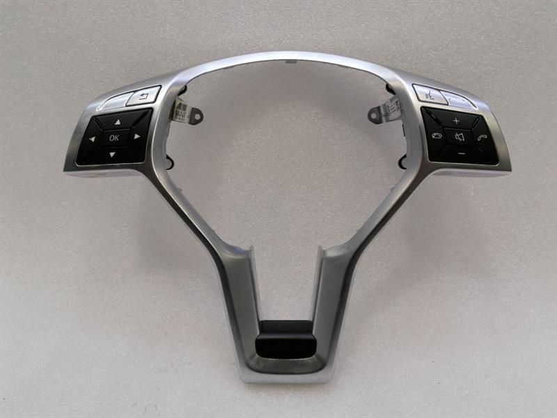Mercedes C Class W204 AMG Steering Wheel Trim A2044605203 Steering Wheel Switch MFL