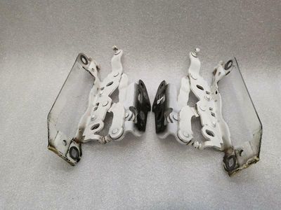 Комплект петель капота Mercedes C-класса W204 A2048800828 Комплект петель капота