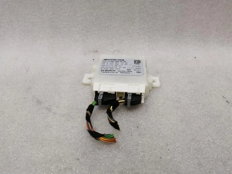 Mercedes C Class W204 PDC Electronic Module A2049003208 Control Unit PDC