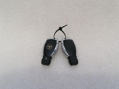 MERCEDES C KLASA W204 ZESTAW KLUCZY 2 SZTUKI