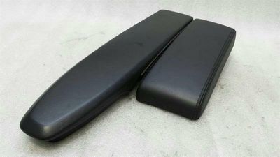 Mercedes C63 AMG W204 roku balsts Designio āda A20776800796 RHD LABAIS ROKRIS