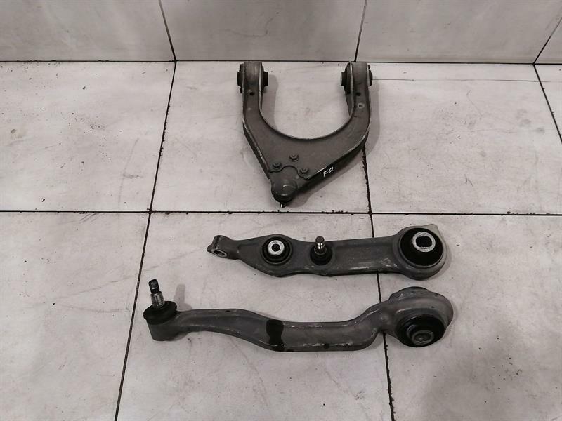 Mercedes-Benz CLS (C219) Mercedes CLS63 W219 Right Front Wishbone Set A2193300207 Front Right Wishbone Body type: Saloon
Fuel: Petrol