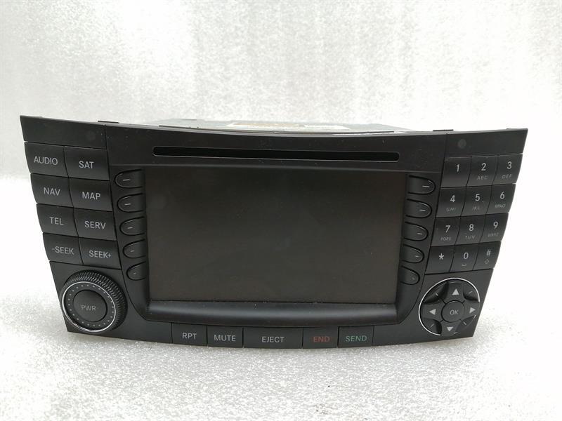 Mercedes-Benz CLS (C219) Mercedes CLS W219 Navigation Monitor A2118204397 Sat Nav Display Picture Shirt Body type: Saloon
Fuel: Petrol