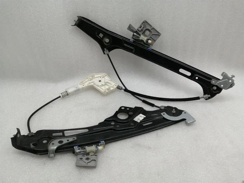 Mercedes CLS W219 Left Front Door Winder A2197200946 Window Regulator Front Left