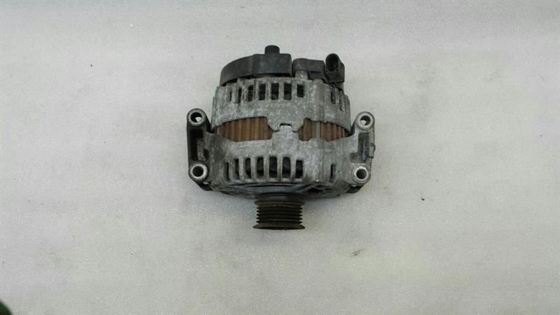 Mercedes-Benz A (W169) Mercedes ML W164 Alternator A1561540102 Alternator ML63 AMG V8 M156