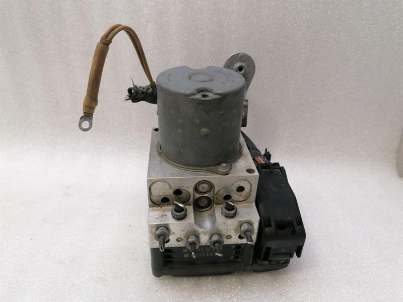 Mercedes-Benz CLS (C219) Mercedes CLS63 AMG W219 A.B.S pump A2114312312 ABS pump hydraulic block ABR unit Body type: Saloon
Fuel: Petrol