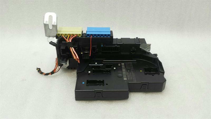 Mercedes-Benz C (W204) Fuse box Mercedes E Class W212 Fuse Box A2129000004 Fuse...