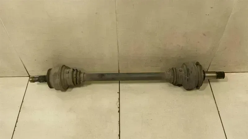Mercedes-Benz C (W204) Right Rear Drive Shaft Mercedes W212 Drive Shaft Rear Right A212350221...