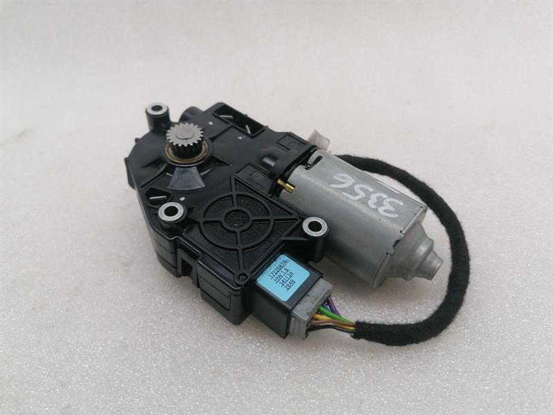 Mercedes-Benz C (W204) Sun Roof Motor Mercedes E Class W212 Sun Roof Engine A21282000...