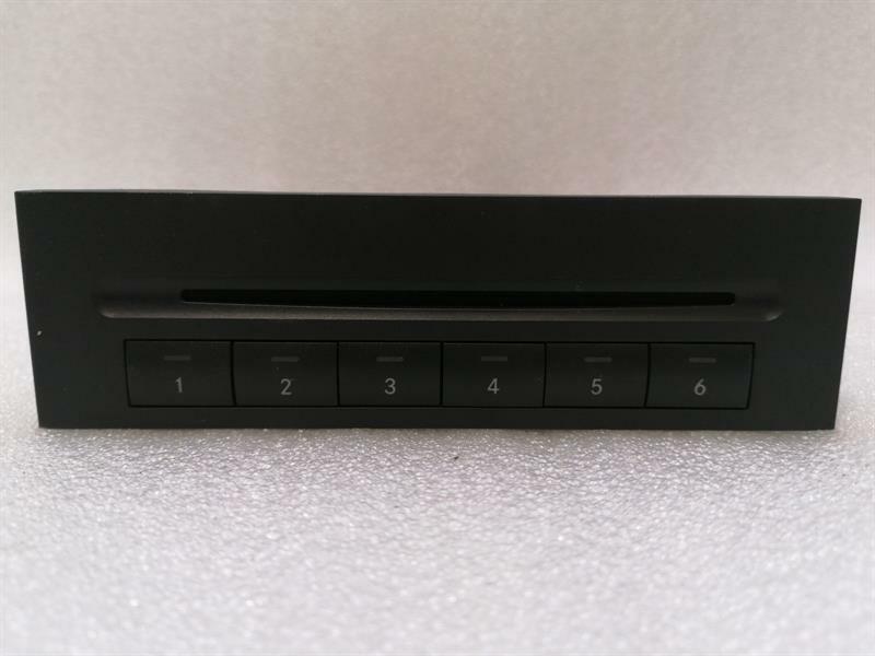 Mercedes-Benz A (W169) MERCEDES ML W164 CD Changer A2118706189 CD Changer Body type: SUV
Fuel: Petrol