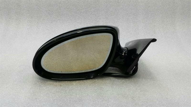 Mercedes-Benz CLS (C219) Mercedes CLS63 W219 left door mirror A2198100176 exterior mirror left dim black Body type: Saloon
Fuel: Petrol