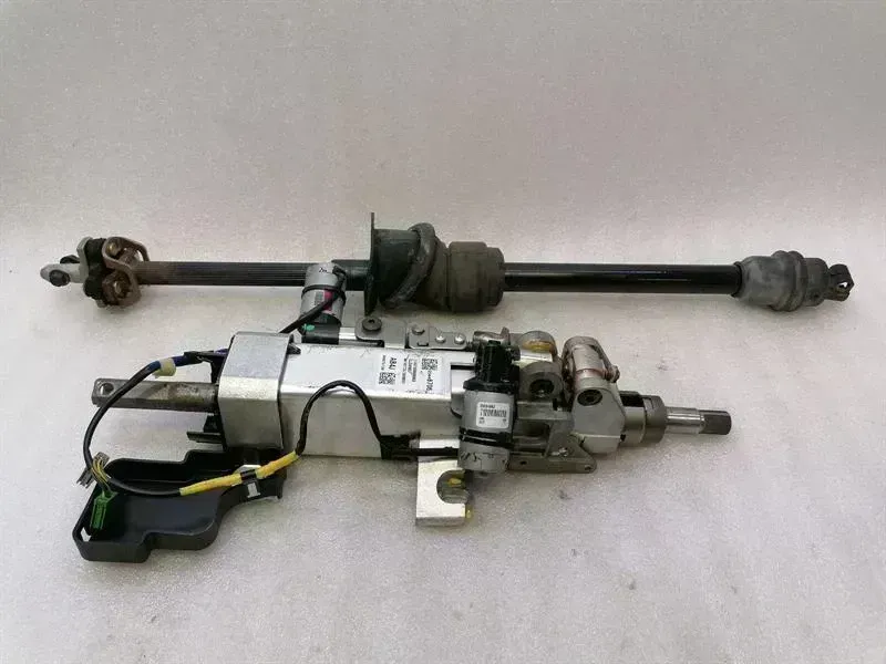 Chevrolet Corvette (C7) CHEVROLET CORVETTE C7 Steering Column 23448706 Steering column Body type: Coupe
Fuel: Petrol