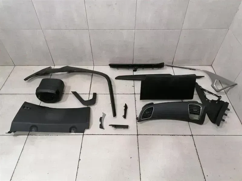 Chevrolet Corvette (C7) CHEVROLET CORVETTE C7 Dashboard 22782214 Dashboard COVERS PARTS Body type: Coupe
Fuel: Petrol