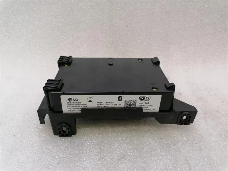 Chevrolet Corvette (C7) Chevrolet Corvette C7 Electronic Module 23261543 Control Unit ON STAR