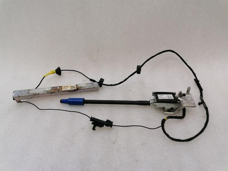 Chevrolet Corvette C7 Aerial / Antenna 23169961 Antenna