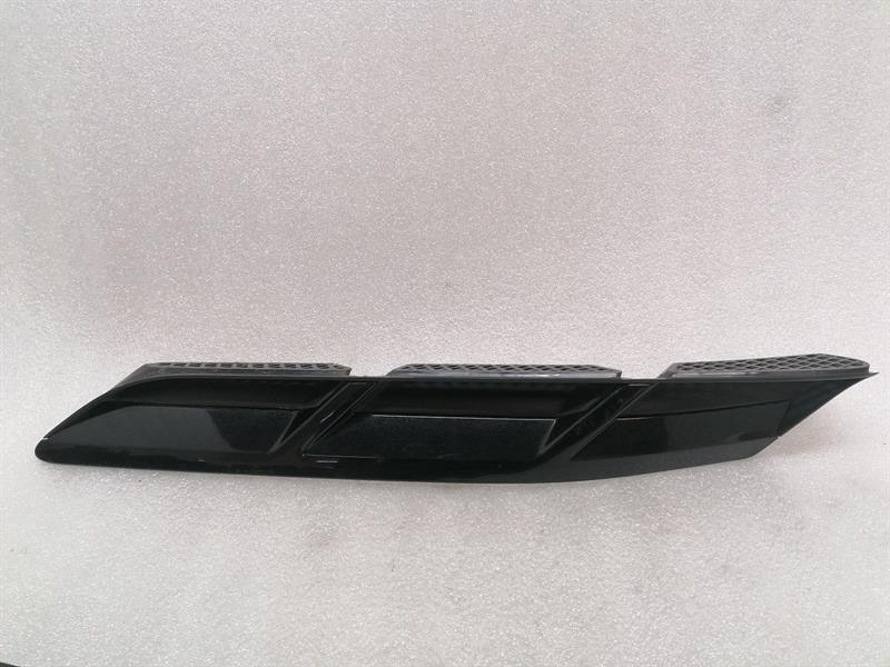 Chevrolet Corvette (C7) CHEVROLET CORVETTE C7 23442438 LEFT WING COVER
