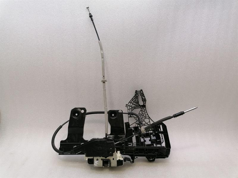 Dodge Ram DODGE RAM MK5 1500 TRX door lock 04589916AG door lock FRONT RIGHT Body type: Pick Up
Fuel: Petrol