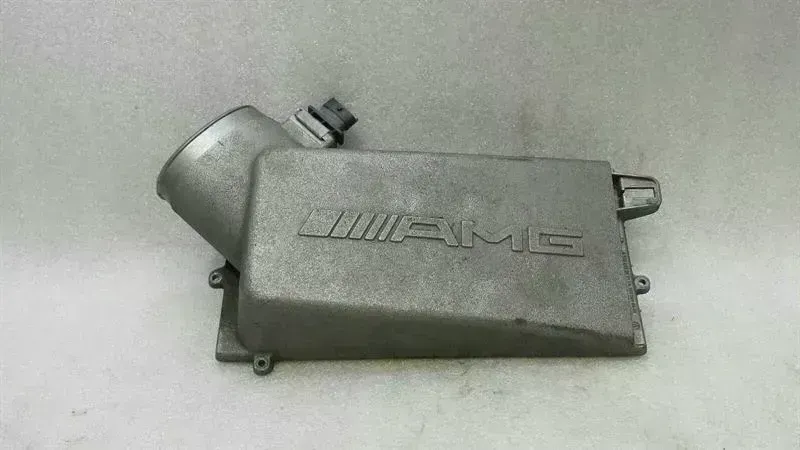 Mercedes-Benz C (W204) Airbox Mercedes E Class W212 AMG Airbox Cover A1560900...