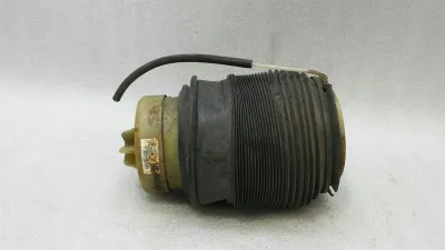 Mercedes E63 W212 labā pneimatiskā atspere A2123204325 pneimatiskā atspere aizmugurējā labā Airmatic