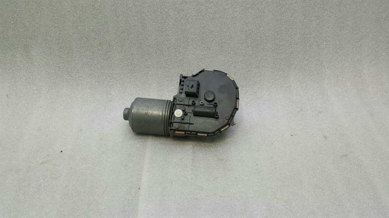 Mercedes-Benz CLS (C219) Mercedes CLS W219 Front Wiper Motor A2198200140 Wiper Motor Body type: Saloon
Fuel: Petrol