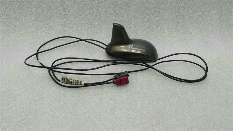 Mercedes-Benz C (W204) Aerial / Antenna Mercedes E Class W212 Roof Antenna A2048206675 ...