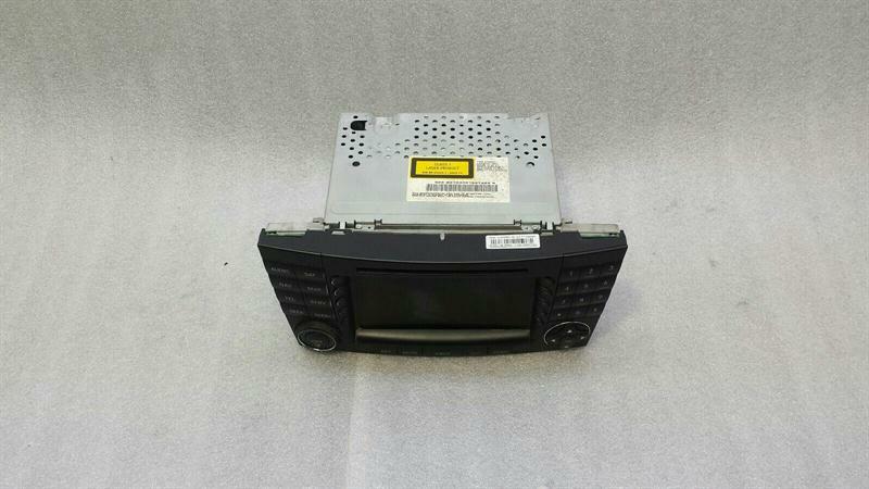 Mercedes-Benz CLS (C219) MERCEDES CLS W219 NAVIGATION MONITOR A2118204397 SAT NAV DISPLAY COMMAND SAT NAV Body type: Saloon
Fuel: Petrol