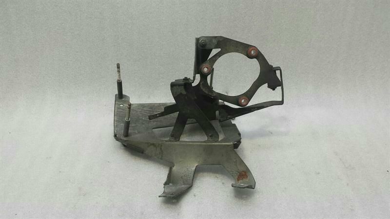 Mercedes CLS W219 airmatic pump bracket AMG A0001405385 holder carrier pump
