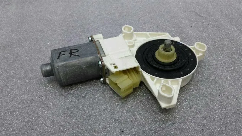 Mercedes ML W164 Front Right Door Window Motor A2518200842 Window Regulator Motor