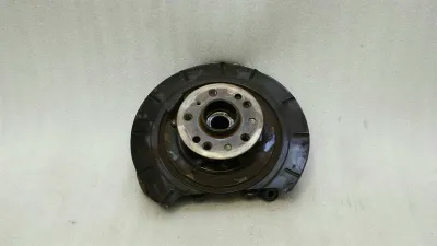 MERCEDES ML W164 ML63 AMG RRH главина A1643501208 Корпус на колесен лагер заден десен