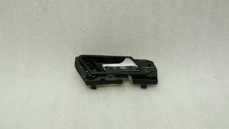 Mercedes-Benz A (W169) Mercedes ML W164 FRH door inner handle A1647660664 interior door handle front right