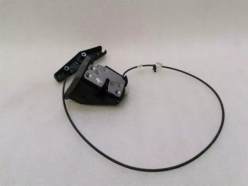 Chevrolet Corvette (C7) Chevrolet Corvette C8 Right Door Lock 84890753 Door Lock RIGHT