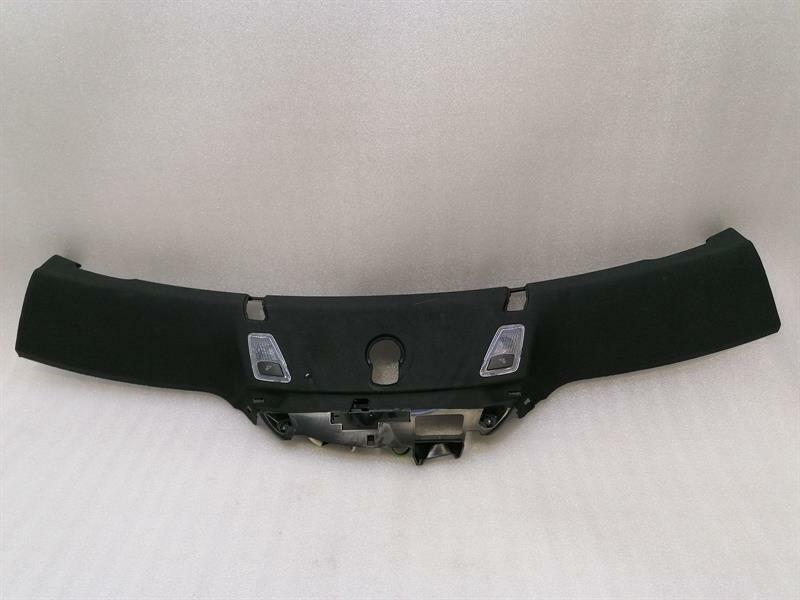 Chevrolet Corvette (C7) Chevrolet Corvette C7 Z06 2154289 Cover Dome Light Cover Overhead Panel Body type: Coupe
Fuel: Petrol