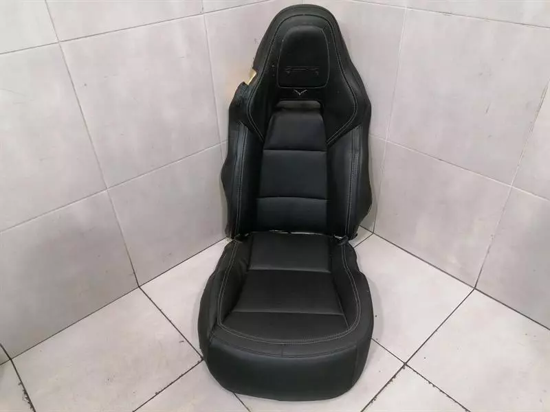 Chevrolet Corvette (C7) Chevrolet C7 Z06 Seat Leather Cover Seat Leather Trim Right L0281827AA07