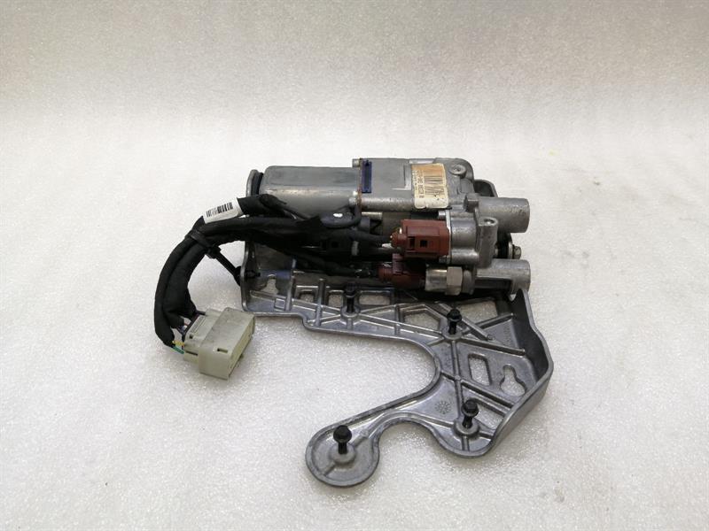 Chevrolet Corvette (C7) Chevrolet Corvette C7 Oil Pump 23456339 Oil Pump Oil Supplement Pump DIFF
