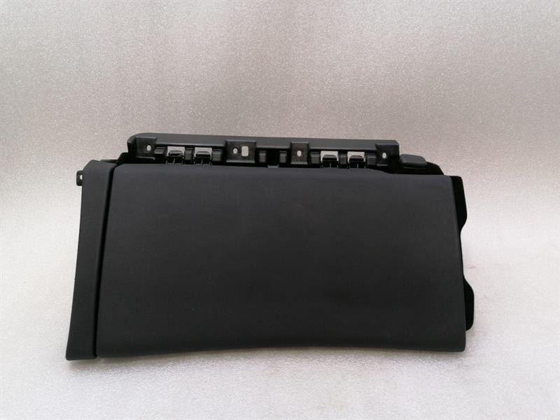Chevrolet Corvette (C8) Chevrolet Corvette C8 Glovebox 85156377 Glove Box