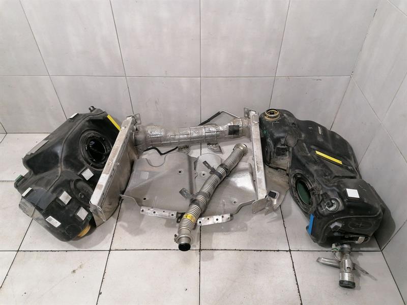 Chevrolet Corvette (C8) Chevrolet Corvette C8 Fuel Tank Kit 84779335 Fuel Tank Kit