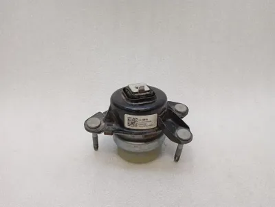 Chevrolet Corvette C8 engine mount 84675415 engine mount