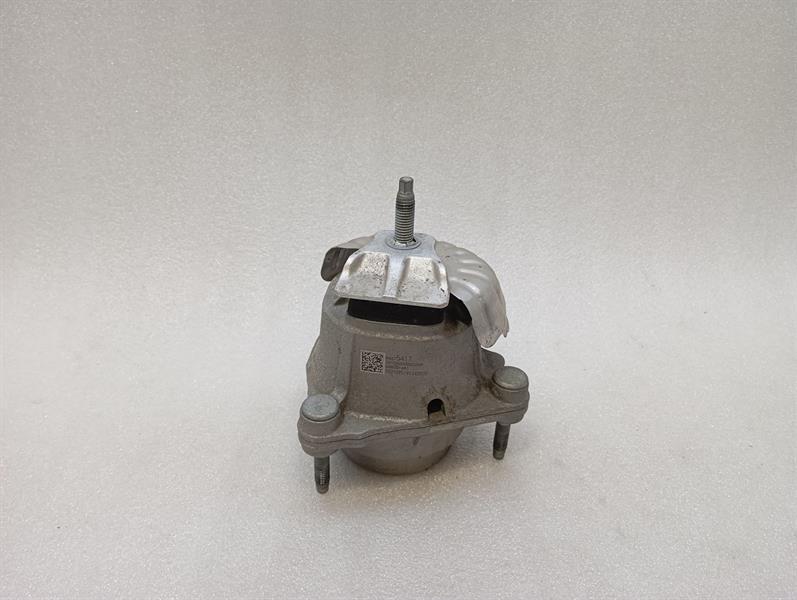 Chevrolet Corvette (C8) Chevrolet Corvette C8 Gearbox Mount 84675417 Transmission Mount Body type: Coupe
Fuel: Petrol