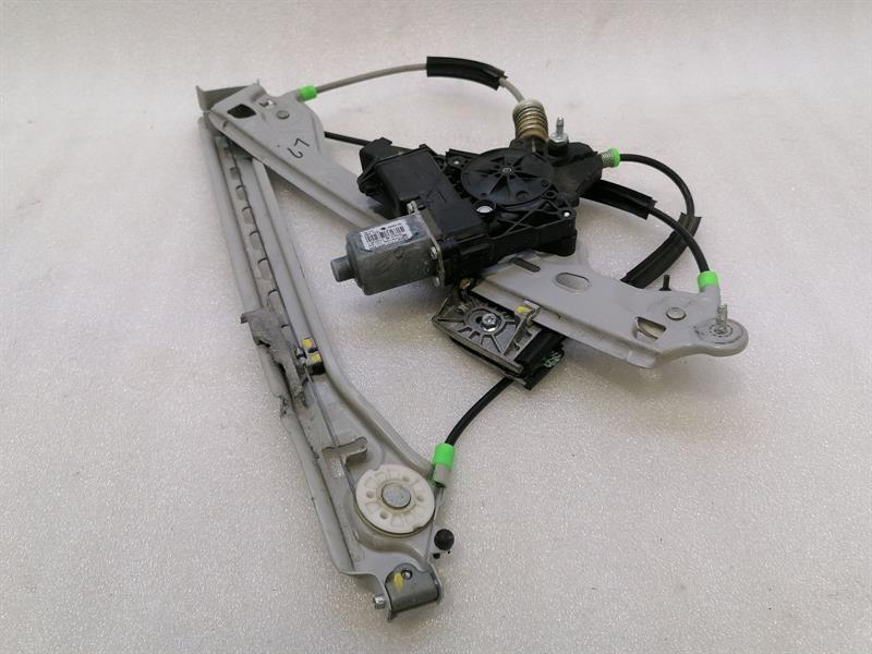 Chevrolet Corvette (C7) Chevrolet Corvette C7 Z06 Left Door Winder 84216130 Window Regulator LH Faulty Body type: Coupe
Fuel: Petrol