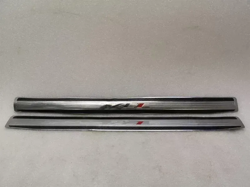 Chevrolet Camaro Chevrolet Camaro MK5 ZL1 Door Sill ZL1 Door Sill Trim Body type: Coupe
Fuel: Petrol