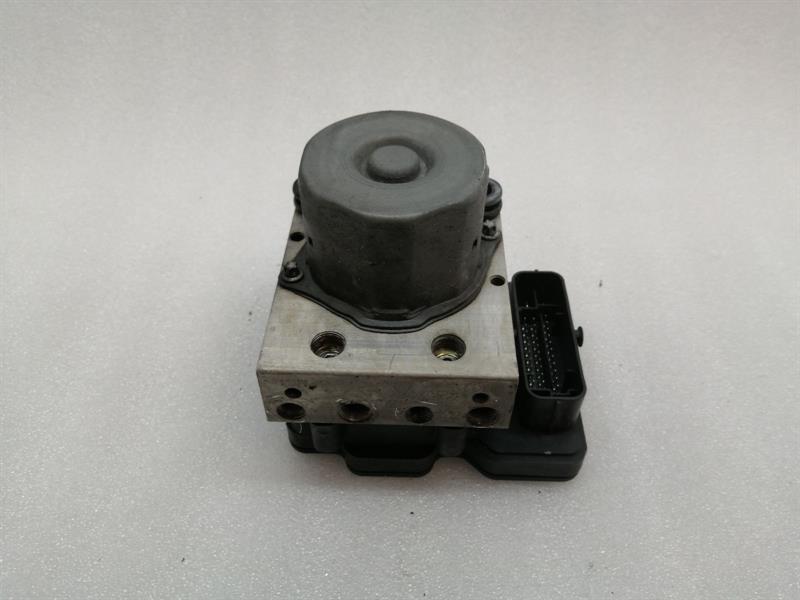 Chevrolet Corvette (C7) CHEVROLET CORVETTE C7 Z06 A.B.S PUMP 23302684 ABS PUMP HYDRAULIC BLOCK Body type: Coupe
Fuel: Petrol
