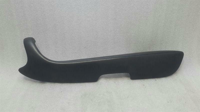 Bentley Continental GT, GTC, Flying Spur Käsinoja Bentley Continental GT Right Door Armrest 3W386...